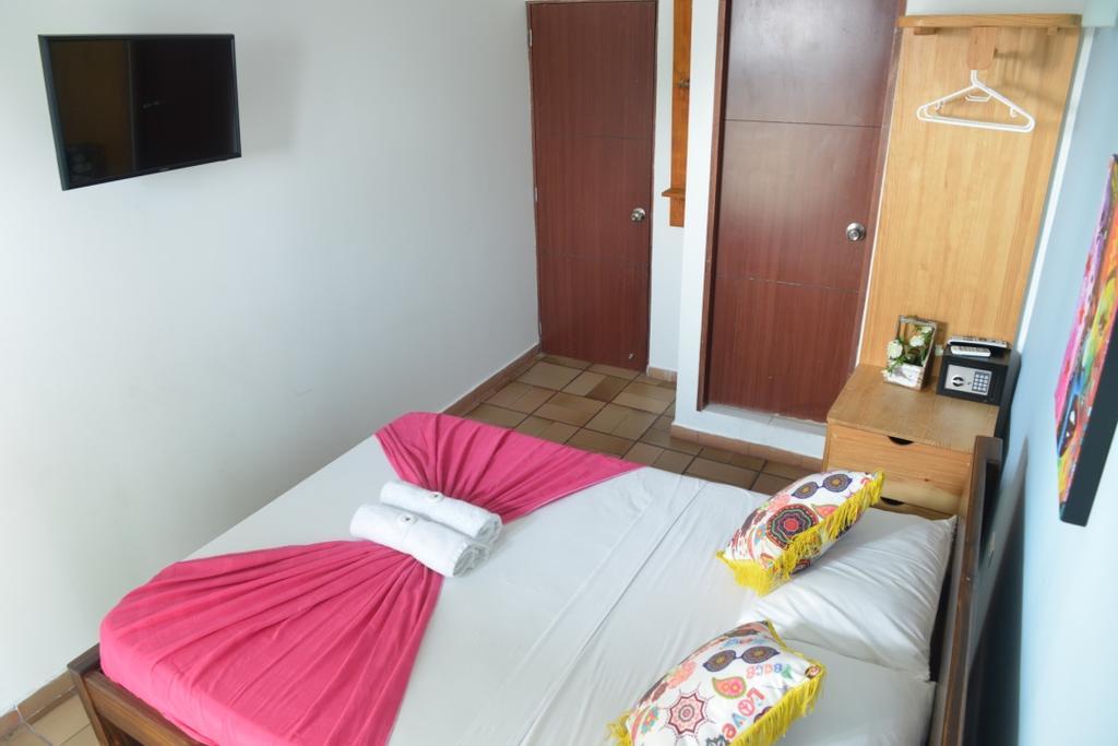 Mi Llave Hostels Cartagena Exterior photo