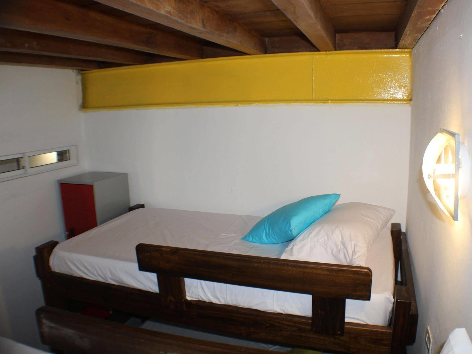 Mi Llave Hostels Cartagena Exterior photo